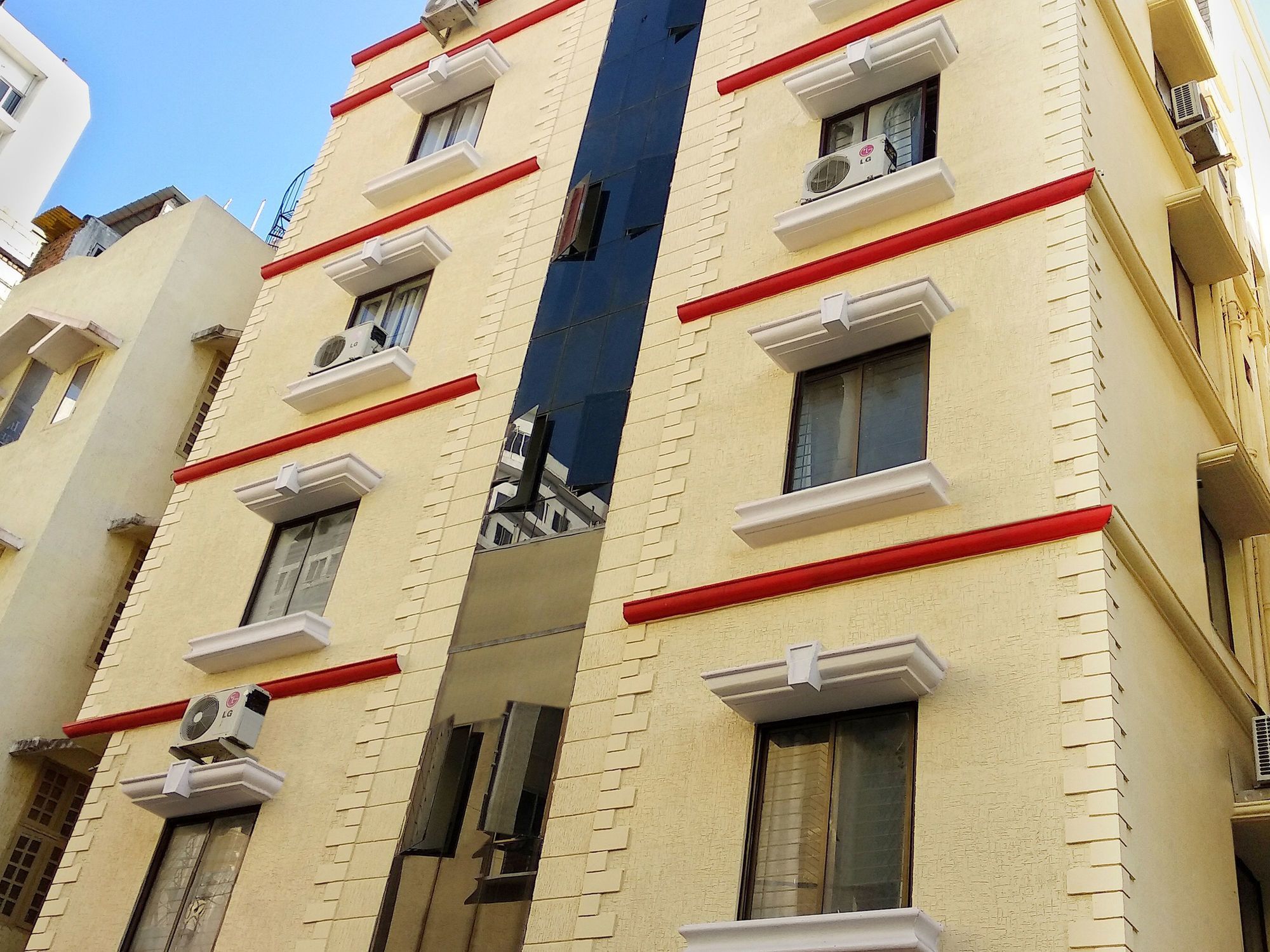 Hotel O Ruma Near Nampally Railway Station Hyderabad Ngoại thất bức ảnh